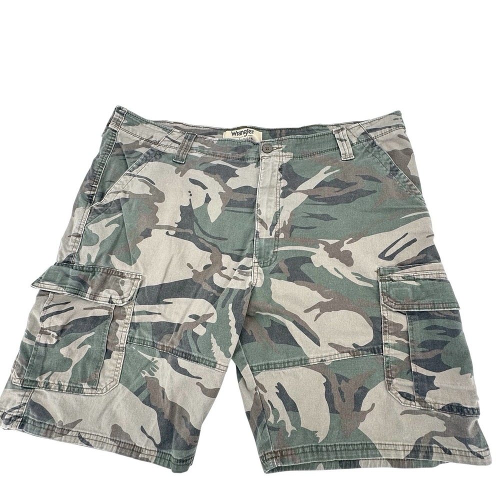 Mens‎ Wrangler Cargo Shorts w Stretch Relaxed Fit Tech Pocket Mens Size 42